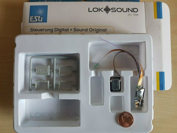 ESU 58810 N/TT/H0 LokSound 5 Micro 8-pol. DCC/MOT/M4 +Lautsprecher +Wunschsound